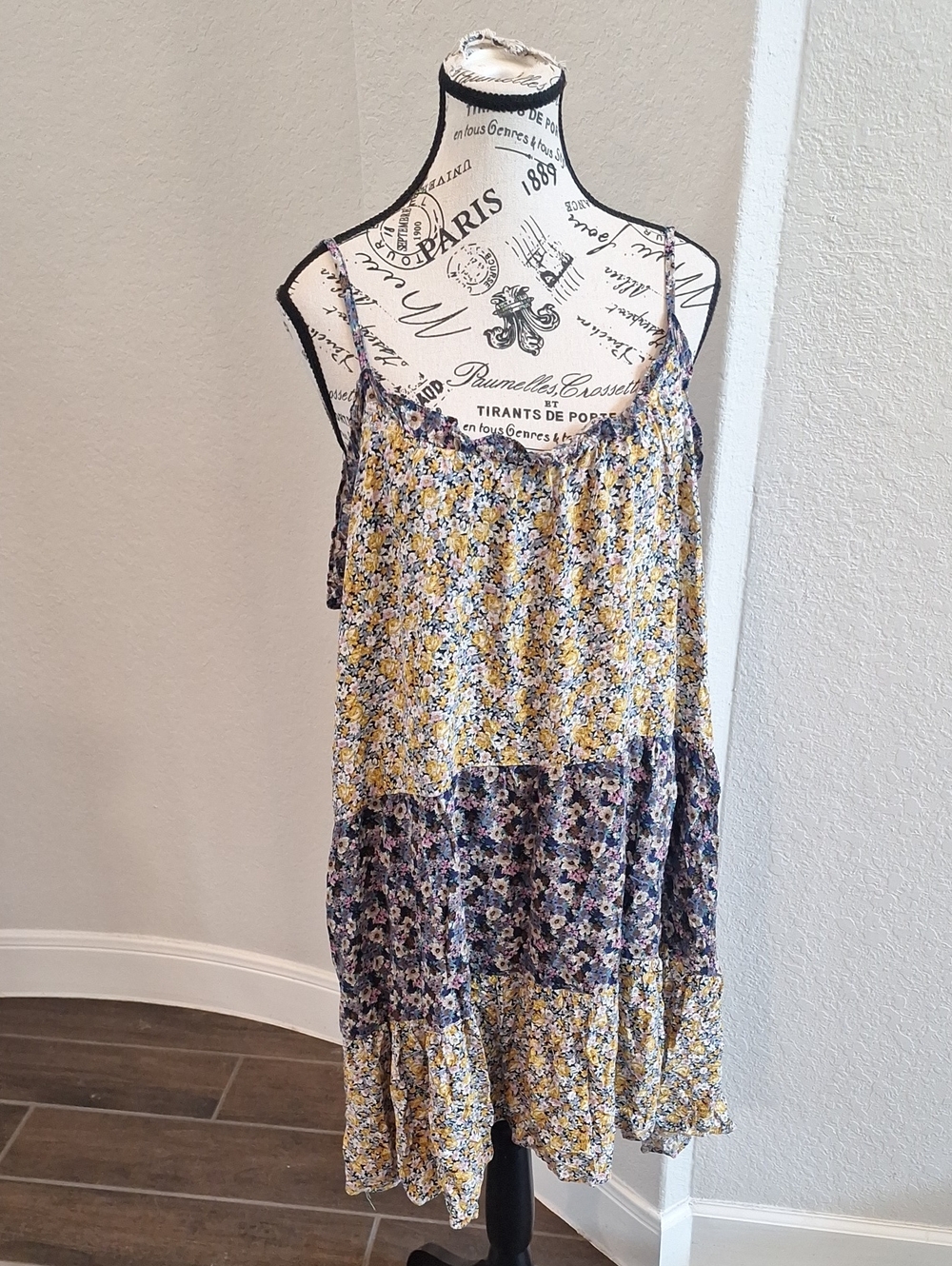 Natural Life Mixed Floral Print Colorblock Ruffle Trim Slip Dress Size L / XL